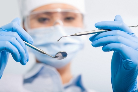 Что делает стоматолог-хирург